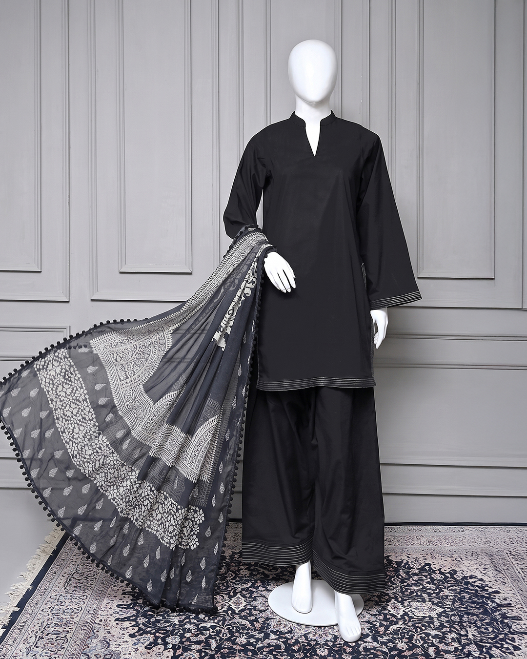 Black Salwar Kameez